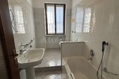 Casa Indipendente in vendita, Via Novara, Busto Arsizio