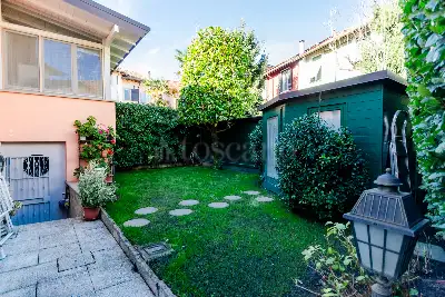 Villa in vendita, Via privata Bitonto, Milano