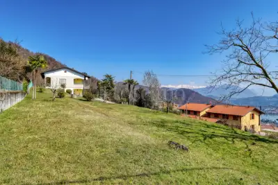 Villa Bifamiliare in vendita, Via Viconago, Cadegliano-Viconago