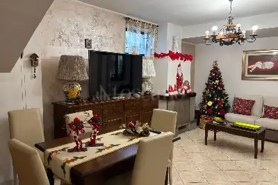 Villino a Schiera in vendita, Via Taro, Mentana