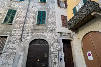 Casa in affitto, Via Bonanomi, Como