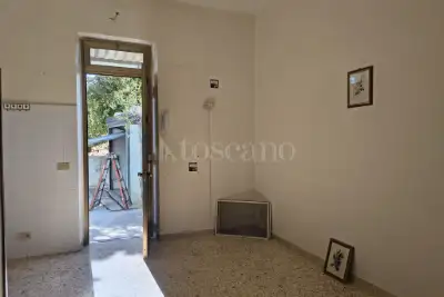Casa Indipendente in vendita, Via Giamboi, Valderice