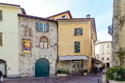 Casa in affitto, Via Francesco Muralto, Como