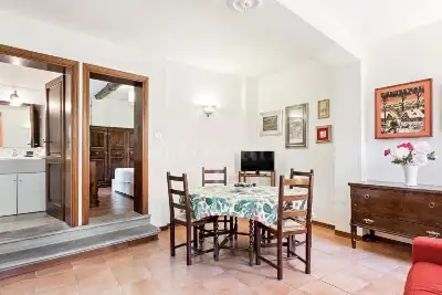 Casa in vendita, Via del Pratello, Bologna