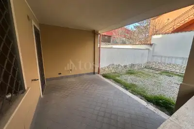 Villa Bifamiliare in vendita, via delle viole, Pomezia