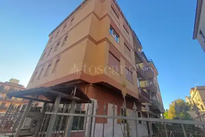 Casa in vendita, Via Giuseppe Macchi, Roma