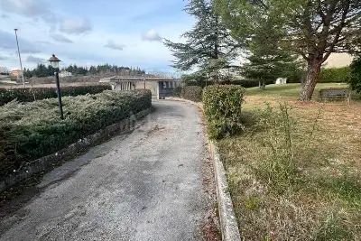 Villa in vendita, Via Massa D'Albe, Avezzano