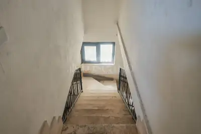 Magazzino in vendita, Via degli Svevi, Catanzaro