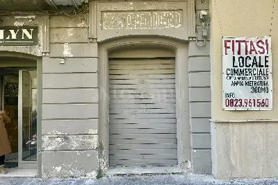 Negozio in vendita, Via Duomo, Capua
