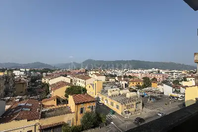 Casa in vendita, Via Marco Roncioni, Prato