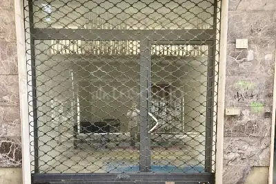 Negozio in vendita, Via Don Giovanni Bosco, Caserta