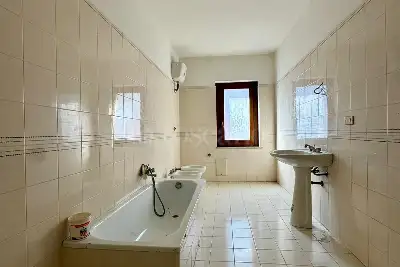 Casa in vendita, Via Garibaldi, Monteforte Irpino