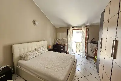 Casa in vendita, Via Cesare Battisti, Carugo