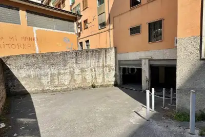 Box in affitto, Via Roma, Atripalda