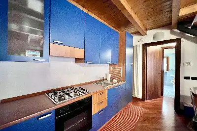 Casa in vendita, Via Vittorio Veneto, Desenzano del Garda