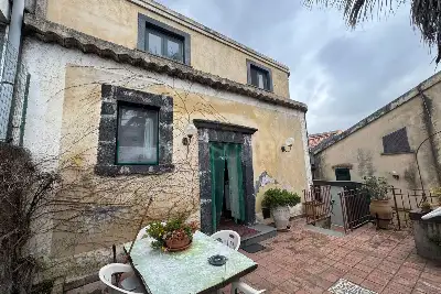 Casa Indipendente in vendita, Via Vallone, Viagrande