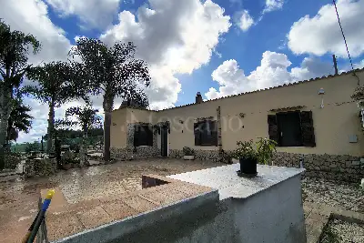 Villa in vendita, via Castellammare, Valderice