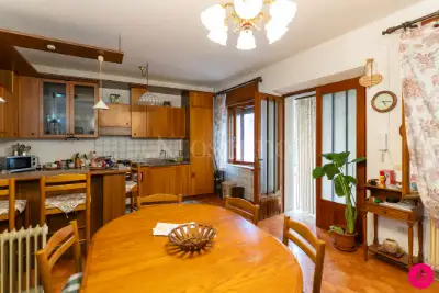 Casale in vendita, Via Roma, Aviano
