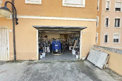 Garage in vendita, Via Acquedotto, Olbia