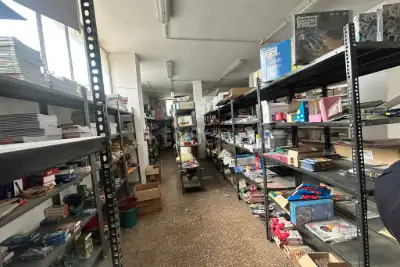 Magazzino in vendita, Strada Basse del Lingotto, Torino