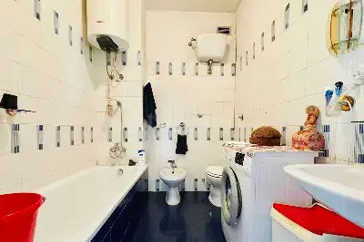 Casa in vendita, Viale dei Caduti per la Resistenza, Roma