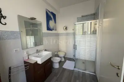 Casa in vendita, Via Pessano, Milano