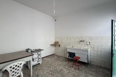 Villino a Schiera in vendita, Via Edmondo de Amicis, Prato