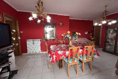 Casa in vendita, Via Giacomo Peroni, Roma