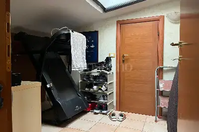 Villino a Schiera in vendita, Via Casaluce, Roma