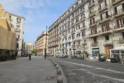 Casa in vendita, Via Santa Lucia, Napoli