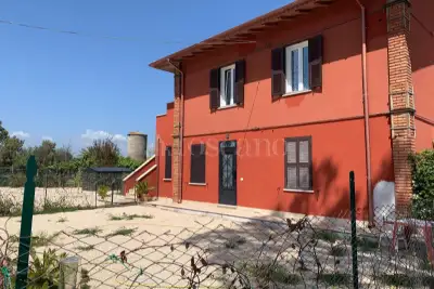Casa in affitto, Viale Maria, Fiumicino