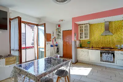 Casa in vendita, Via Giuseppe Mazzini, Ferrera di Varese