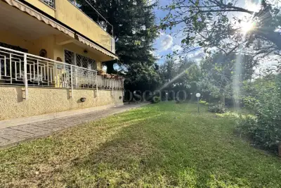 Casa in vendita, Via Filippo de Grenet, Roma