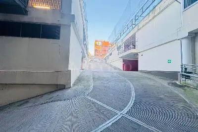 Box in vendita, Via Como, Roma