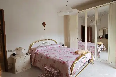 Casa in vendita, Via delle Provincie, Siena