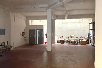 Magazzino in affitto, Via Sant'Antonio , Prato