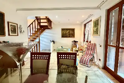 Villino a Schiera in vendita, Via del Fosso dell'Acqua Mariana, Roma