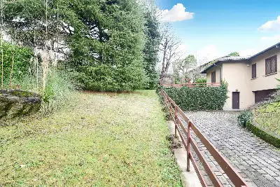 Villa in vendita, Via Al Ronco, Como