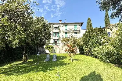 Casa in vendita, Via Guglielmo Marconi, Padenghe sul Garda