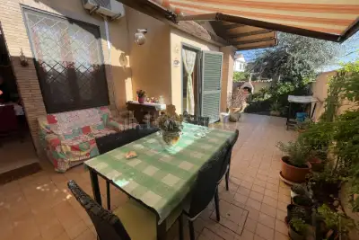 Villa Plurifamiliare in vendita, Via delle Primule, Pomezia