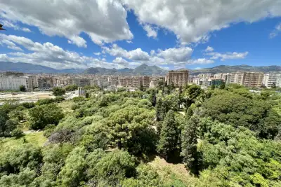 Casa in vendita, Via Montepellegrino, Palermo