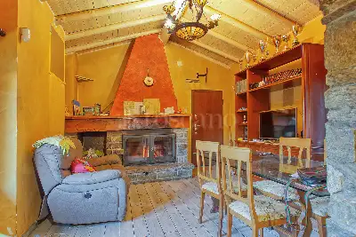 Casa Indipendente in vendita, Via Pradaccio, Cadegliano-Viconago