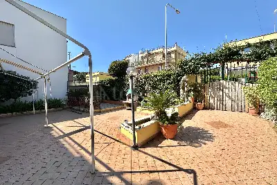 Casa Indipendente in vendita, Via C. Colombo, Ladispoli