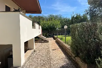 Villa Plurifamiliare in vendita, Via della Crisopa, Roma