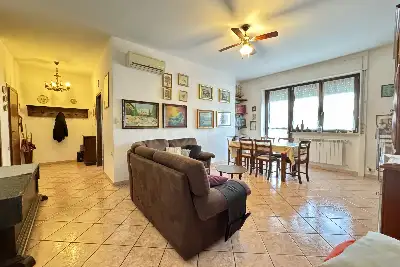 Casa in vendita, Via Marco Polo, Corsico