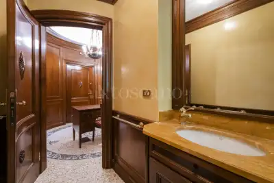 Ufficio in vendita, Piazzetta Guastalla, Milano