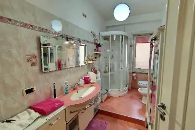 Casa in vendita, Via Montello, Aprilia