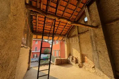 Magazzino in vendita, Via San Giorgio, Fenegrò