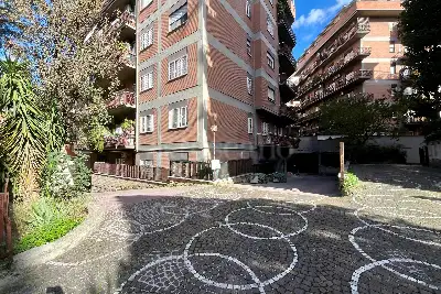 Box in affitto, Via Policarpo Petrocchi, Roma