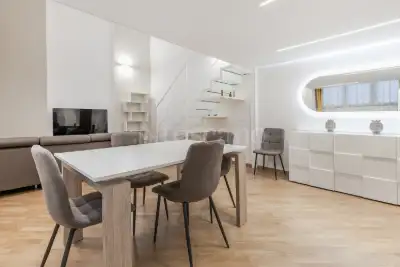 Casa in vendita, Via Francesco Brioschi, Milano